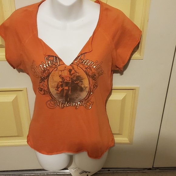 Shirts - Picture 4 of 9